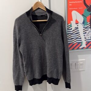Saks Fifth Avenue 100% Cashmere Classic Gray & black zip up